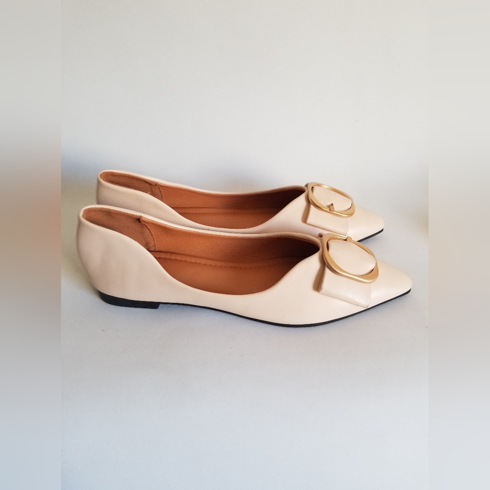 Women's unbranded european ballet flats light tan nude Sz8.5M pointed toe - Picture 12 of 16